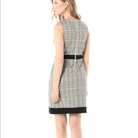 - Nwt! Tommy Hilfiger Button Front dress sz 4 - Picture 3 of 4